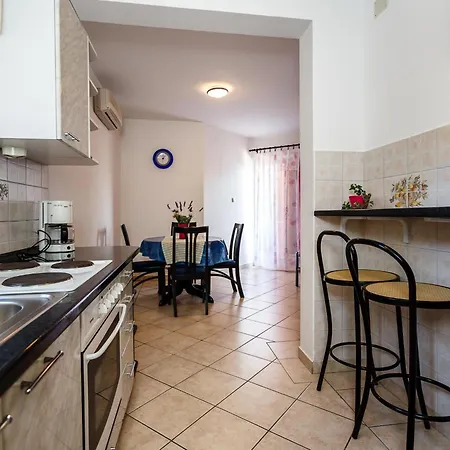Comfortable Krk With Sea View And Balcony *