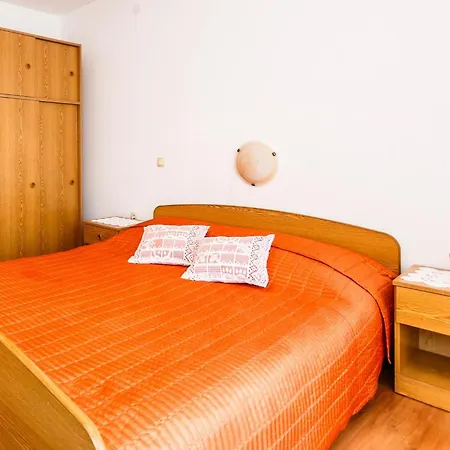Comfortable Krk With Sea View And Balcony * Крк